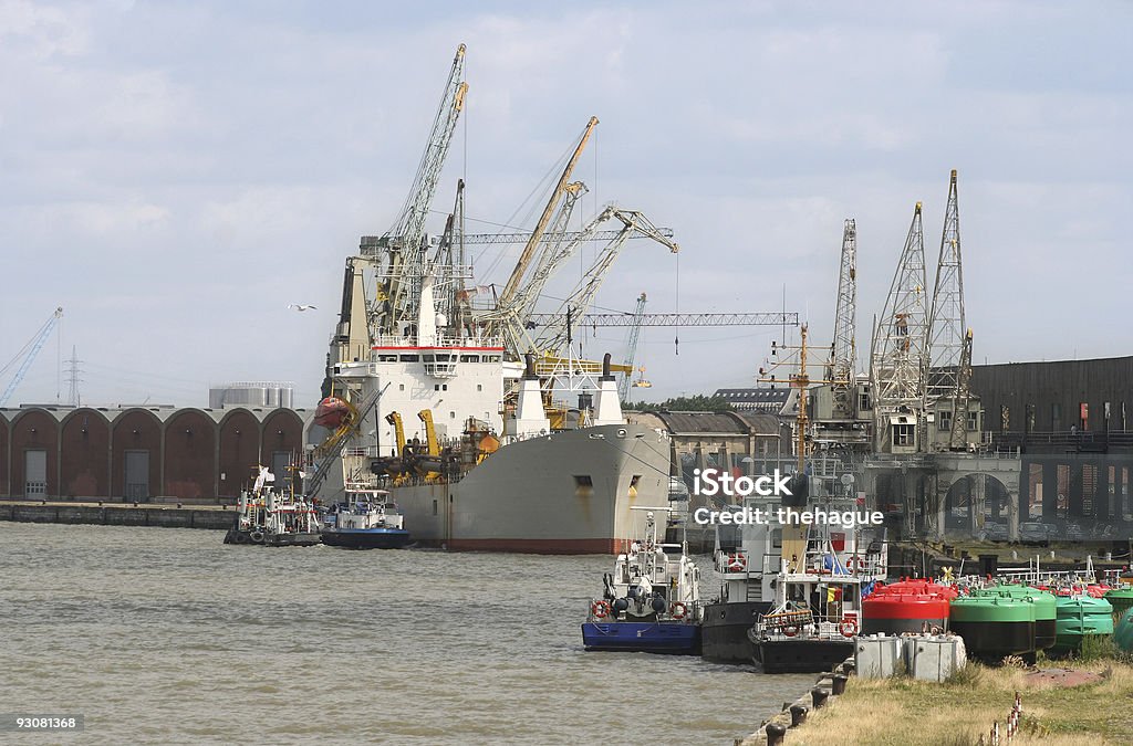 Porto de Antuérpia - Foto de stock de Boia - Equipamento Marítimo de Segurança royalty-free