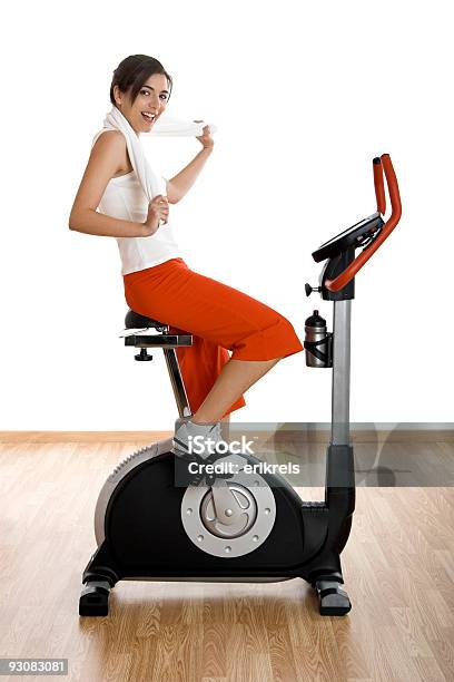 Gimnasio Ejercicio Foto de stock y más banco de imágenes de 20-24 años - 20-24 años, Actividad, Actividades recreativas