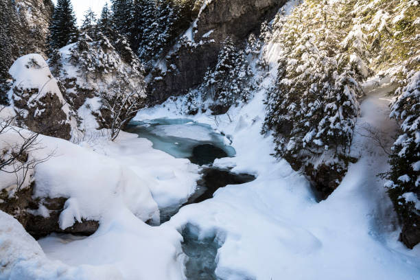 istock Tatarului Keys  at Bucegi mountains, Romania 930848690