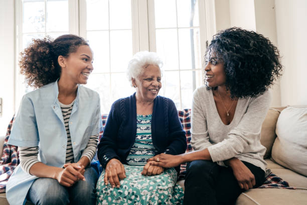 istock Nurse visiting senior lady at home 931042162