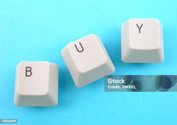 Foto de Comprar Escreve Com Teclado Chaves e mais fotos de stock de Branco - Branco, Comprar, Computador