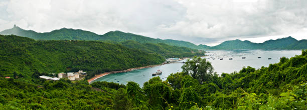 istock Vung Ro Bay, Khanh Hoa Province, Vietnam 931086668