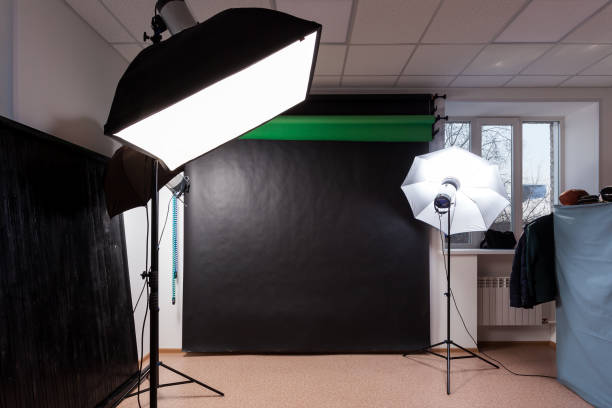 istock Photostudio with studio equipment 931109946