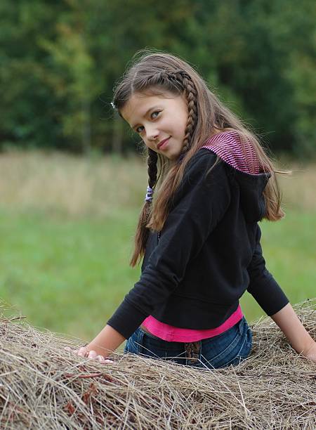 istock Country side girl 93112030