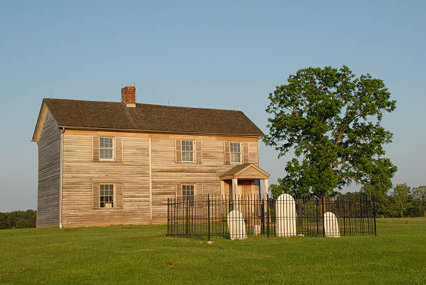 henry дом и кладбище на manassas battlefield - manassas war famous place park стоковые фото и изображения