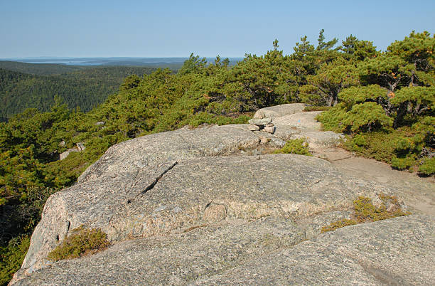 istock Ledges of Acadia Mountain 93113632
