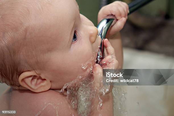 Sed Foto de stock y más banco de imágenes de Beber - Beber, Agua, Grifo - Herramientas profesionales