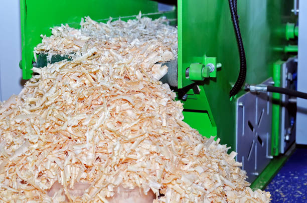 Machine for utilization of wood in sawdust.