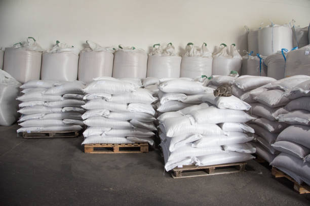 sacchetti di farina in magazzino - cereal plant processed grains rice wheat foto e immagini stock