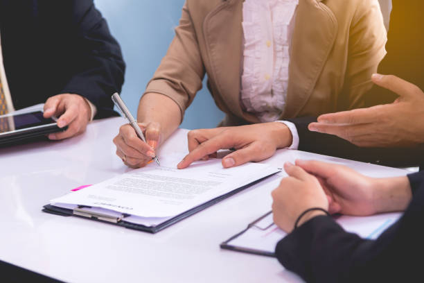 istock business success concept : business people meeting working teamwork 931298090