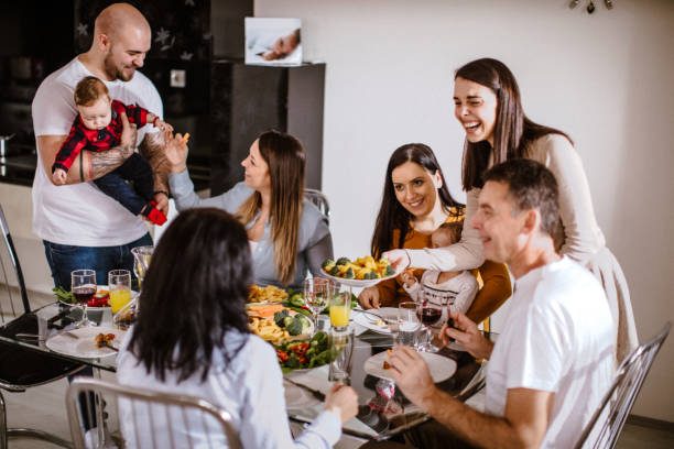 istock Family on weekend lunch at home 931318054