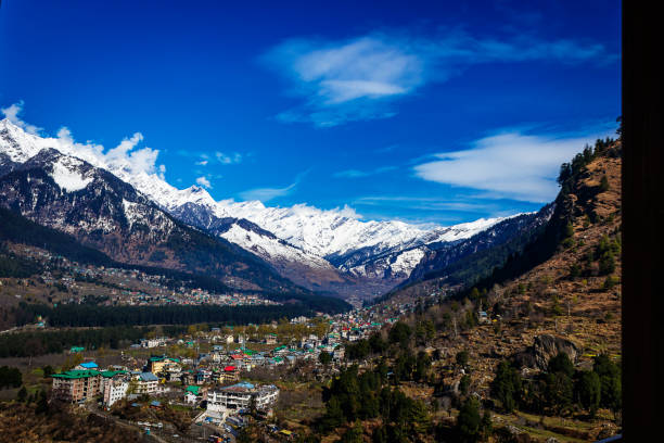 istock View of Manali,India 931332416