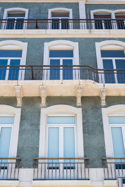 istock Traditional building windows background, Lisbon, Portugal 931332572