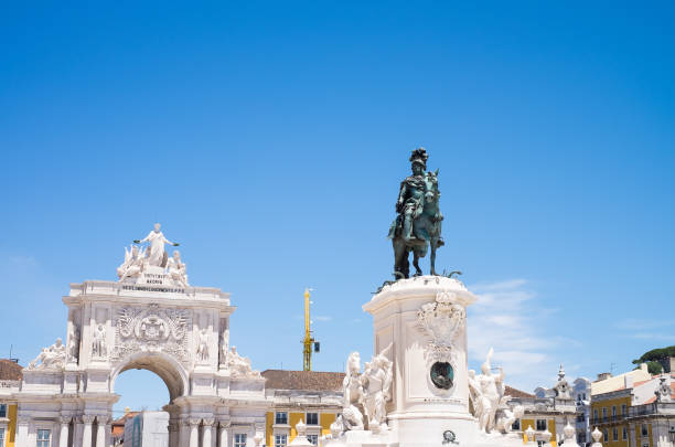 istock Historical old comercio plaza details background, Lisbon 931338624