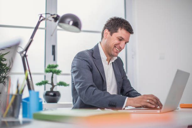 istock Businessman working in the office 931400642