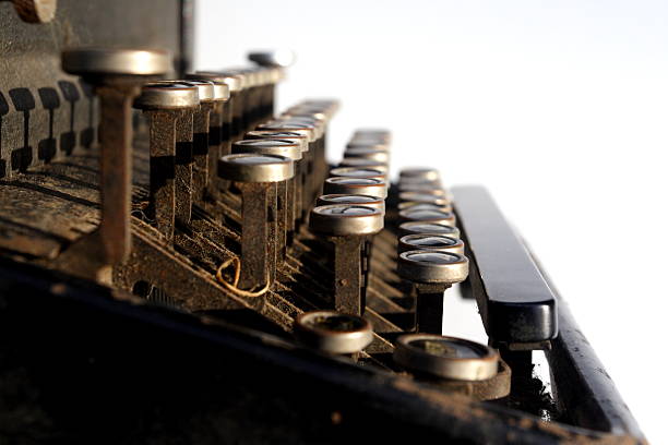 ビンテージタイプライターサイドの視点 - typebar typewriter key 1940s style typewriter ストックフォトと画像