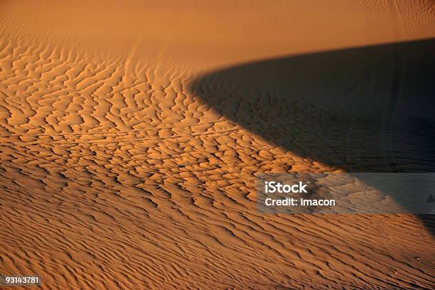 Foto de Nas Dunas Do Deserto e mais fotos de stock de Abstrato - Abstrato, Ajardinado, Amontoamento