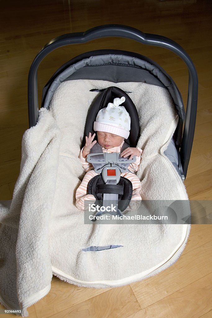 Pessoas-Bebê no assento de carro - Foto de stock de Cadeirinha de criança para carro royalty-free