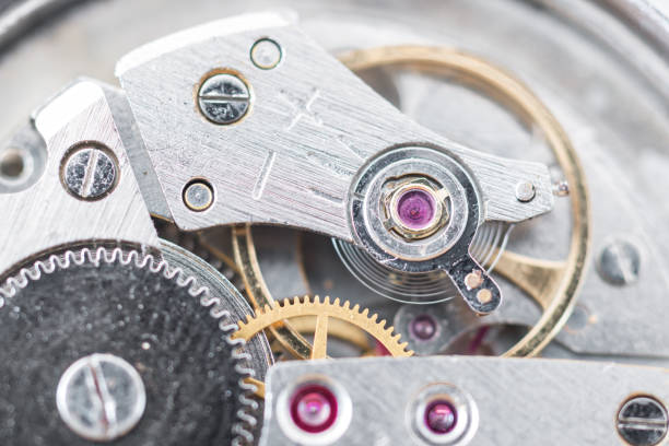 istock Reparation and restoration of watches 931449732