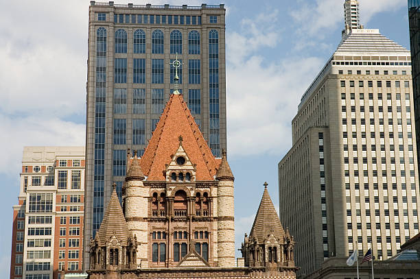 istock  Romanesque style against modern ones 93146649