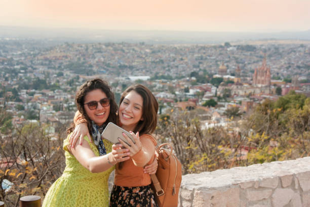 istock Friends traveling in Mexico 931476470