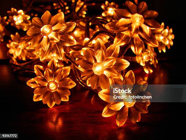 Blume Lights Stockfoto und mehr Bilder von Beleuchtet - Beleuchtet, Beleuchtungstechnik, Dekoration
