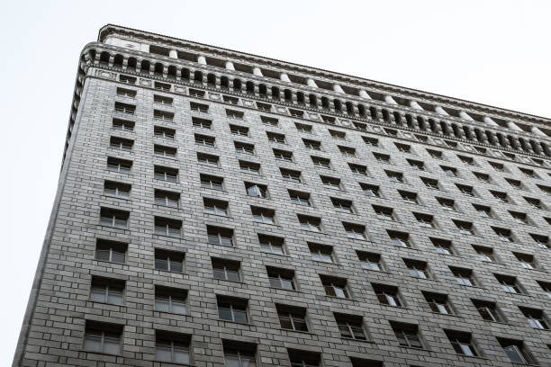 istock Tall building in New York with many windows. City perspective. 931487186