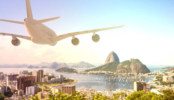 istock Commercial aircraft arriving at Rio de Janeiro 931494736
