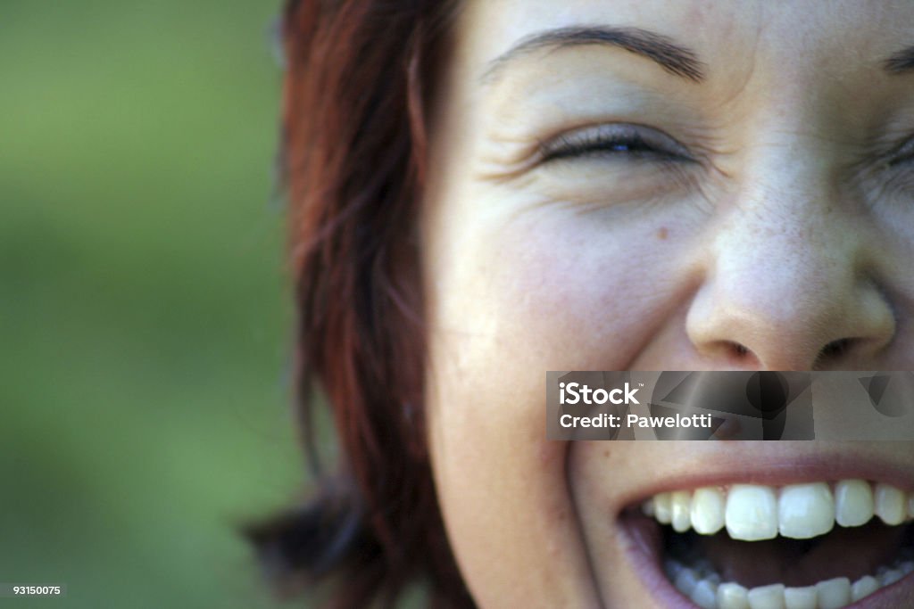 Женщина Смеяться - Стоковые фото Веселье роялти-фри