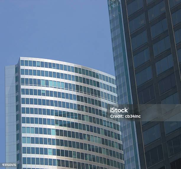 建物の 2 - オフィスビルのストックフォトや画像を多数ご用意 - オフィスビル, カラー画像, ガラス