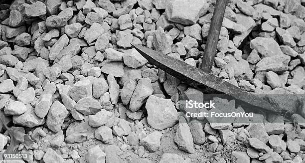 Rock Martello Con Ghiaccio Tritato - Fotografie stock e altre immagini di Industria mineraria - Industria mineraria, Martello, Agricoltura