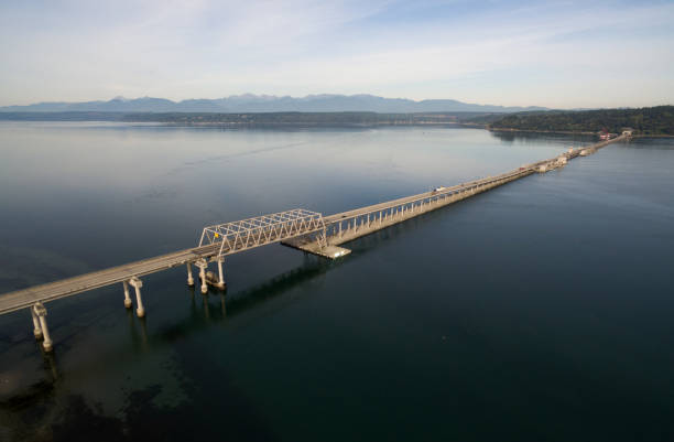 istock Hood Canal Bridge Puget Sound Shoreline Olympic Mountain Range 931522982