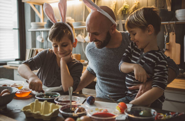 istock Holidays are for family gathering 931527096