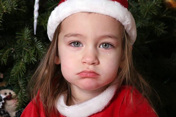 triste santa baby#1 - human face moving up close to women - fotografias e filmes do acervo