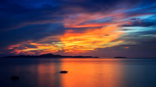 istock long exposure smoky sea water Sky burst 931531306