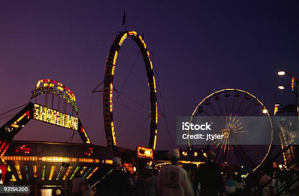 Foto de County Fair Passeios e mais fotos de stock de Parque de diversões - Evento de entretenimento - Parque de diversões - Evento de entretenimento, Atração de Parque de Diversão, Divertimento