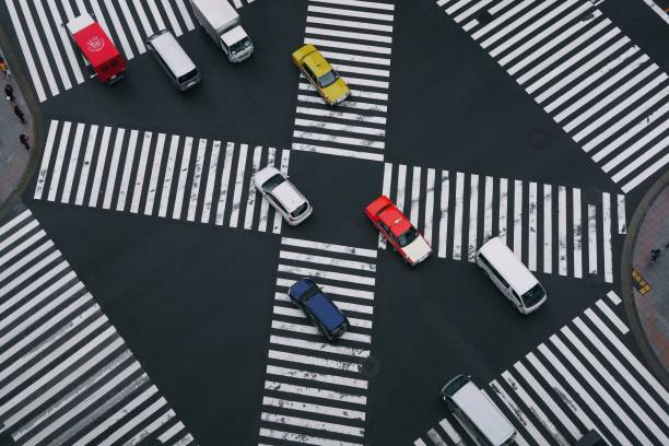 istock Scramble crossing seen from above 931560024