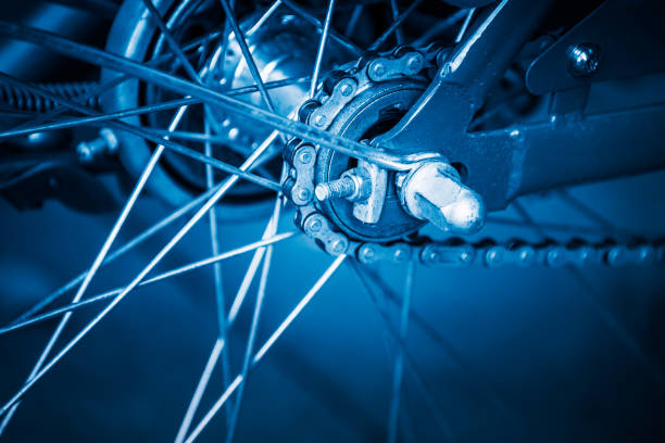 istock blue toned of a bicycle wheel 931563618