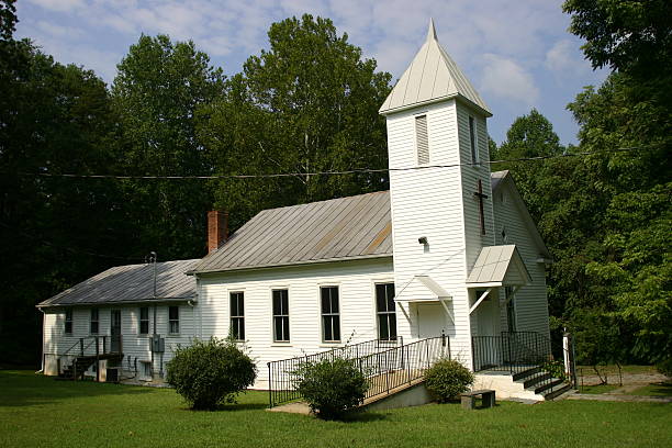 istock Schuyler VA Church 93157311