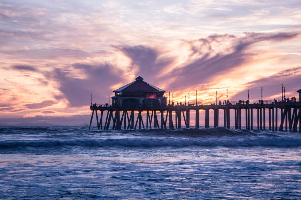 istock Gorgeous Huntington Beach Sunset 931578828