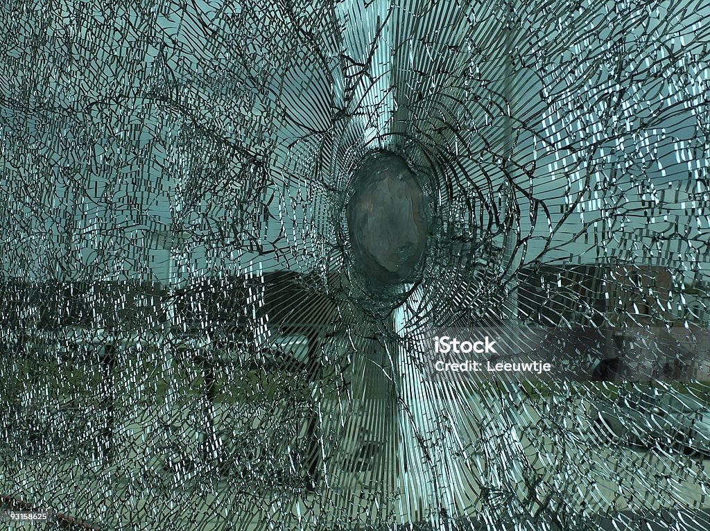 Разрушенное стекло 3 - Стоковые фото Архитектура роялти-фри