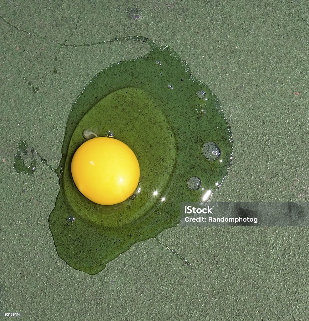 Egg frying auf der Tennisplatz - Lizenzfrei Blase - Physikalischer Zustand Stock-Foto