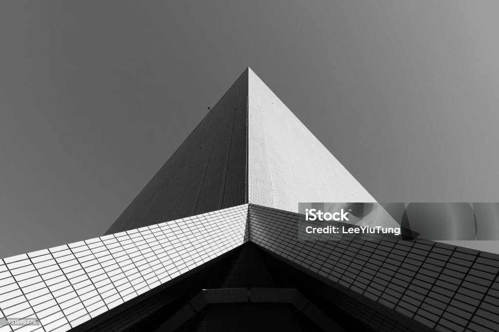 Edificio moderno abstracto - Foto de stock de Arquitectura libre de derechos