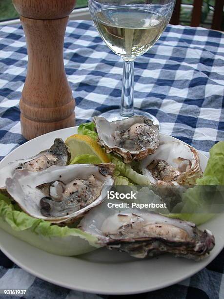 Vorspeise Empfehlen Wir Frische Austern Stockfoto und mehr Bilder von Farbbild - Farbbild, Fische und Meeresfrüchte, Fotografie