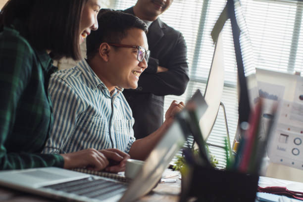 istock Asian people Working together in the office. And creative thinkin.Successful team. 931624028