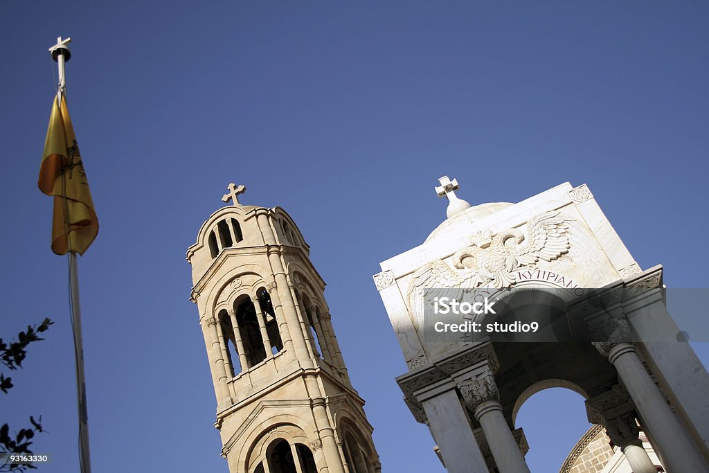 Pomnik i church - Zbiór zdjęć royalty-free (Architektura)