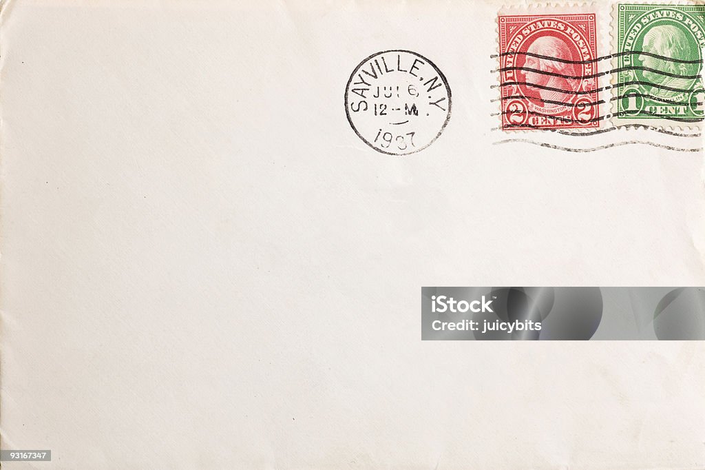 Vintage yellowed Briefumschlag - Lizenzfrei Briefmarke Stock-Foto