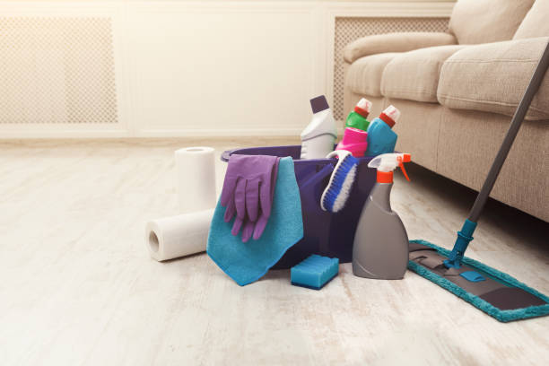 istock Bucket with sponge, chemicals bottles and mopping stick. 931715890