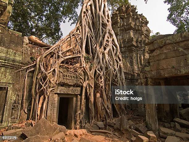 Angkor Otwór Drzwiowy - zdjęcia stockowe i więcej obrazów Angkor - Angkor, Figowiec bengalski, Angkor Wat