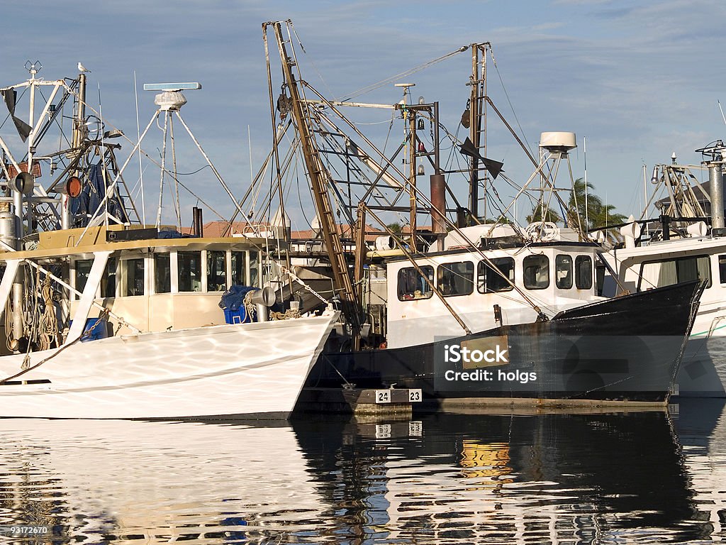 Barcos de pesca caso de soborno - Foto de stock de Industria de la pesca libre de derechos